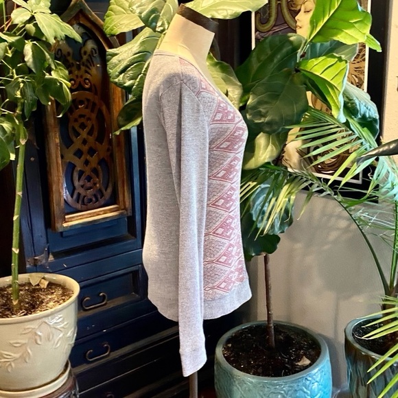 Urban Outfitters southwest tribal print sweater - Picture 6 of 8